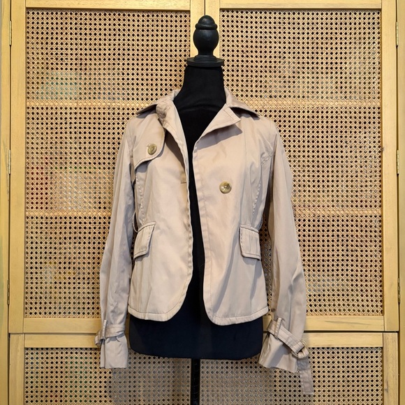 Merona Tan Trench Coat with Tailored Fit and Lapels - Picture 1 of 3